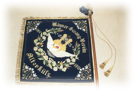 Fahne des M&auml;nner-Gesang-Vereins Alterk&uuml;lz, Vorderseite