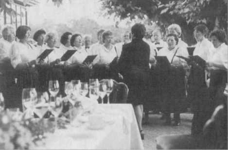 Gemischter Chor Alterk&uuml;lz beim Hochzeitsst&auml;ndchen 